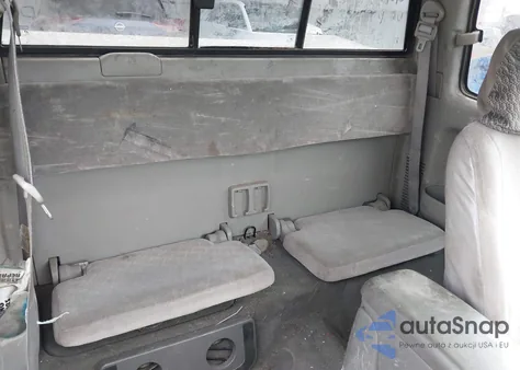 2004 Toyota Tacoma Base V6 из США, поврежденный, VIN 5TEWN72N04Z443302